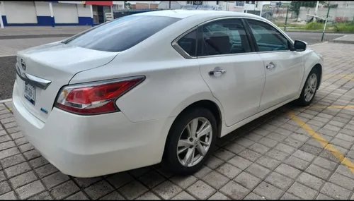 Nissan Altima 2.5 Advance Mt
