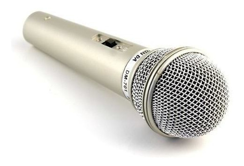 Micrófono Unidireccional Dinámico Karaoke Qin Da Dm-701