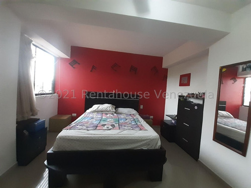 Imagen 2 de 16 de Marol Rentahouse Vende Apartamento En Las Chimeneas Valencia 22-11912