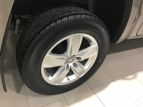 Imagen 2 de 14 de Amarok Dc 2.0 Tdi 180cv Comfortline 4x2aut.22 0km #17