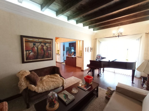 Imagen 12 de 30 de Vendo Belleza De Casa Estilo Colonial, En Excelentes Condiciones Y Con Acabados Muy Especiales, Sector Exclusivo De Alta Plusvalia