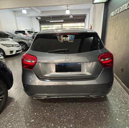 Mercedes-Benz Clase A 1.6 A200 Urban 156cv