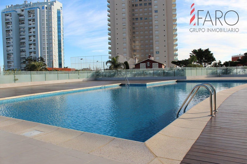 Imagen 6 de 22 de Apartamento En La Mansa 2 Dormitorios Con Balcón Y Parrillero Con Vista Al Mar - Punta Del Este Mansa