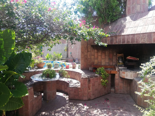 Alquilo Casa De 3 Dormitorios