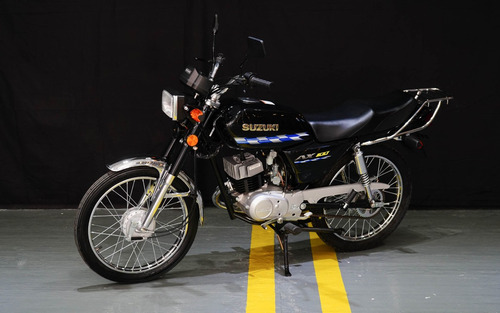 Suzuki Ax100 Negra
