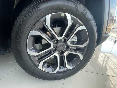 Imagen 8 de 16 de Jeep Commander