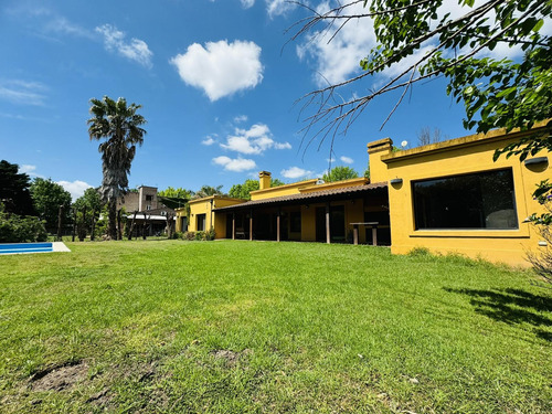 Increible Casa Country Los Alamos Ibarlucea