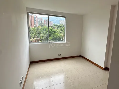 Apartamento En Arriendo En Cumbres. Cod A776085