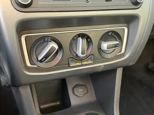 Volkswagen Fox 1.6 Connect Total Flex 5p 5 marchas