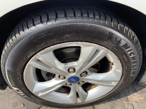 Ford Focus III 2.0 Sedan Se Plus At6