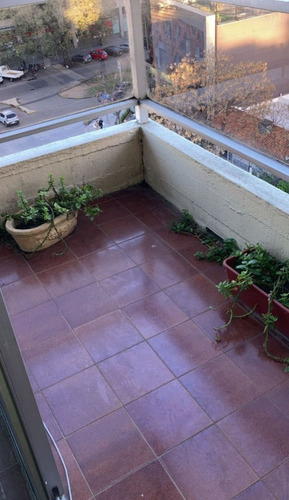 Vendo Con Renta Apartamento De 1 Dormitorio, Balcon Al Frente Con Vista Al Mar, Piso Alto, Vista Despejada Y Ventilacion Cruzada Proximo A World Trade Center, Acepta Banco.