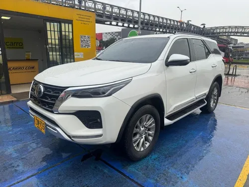 Toyota Fortuner Srv 2.8cc 4x4 Diesel At Aa