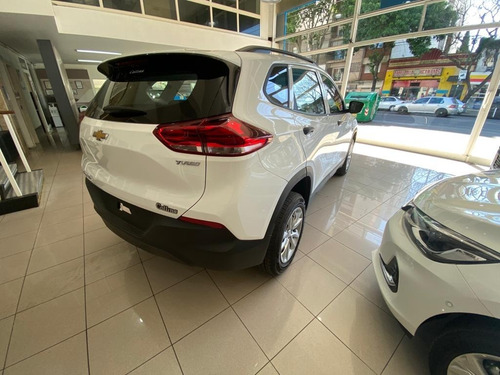 Imagen 7 de 14 de Chevrolet Tracker At