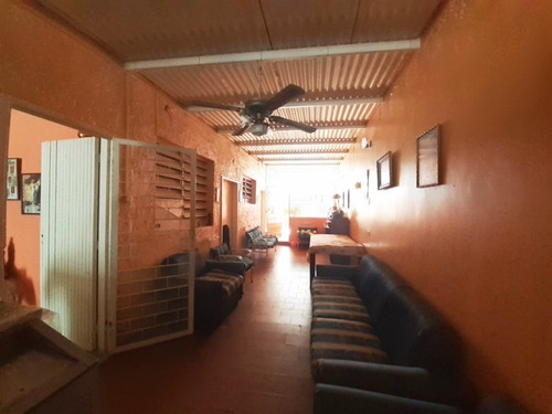 Imagen 3 de 14 de En Venta Casa En Trigal Centro 04244935350
