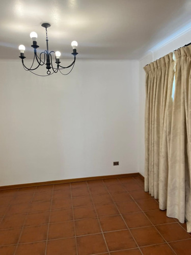 Se Vende Casa Recién Remodelada En 800 Mts. Camino A Machalí