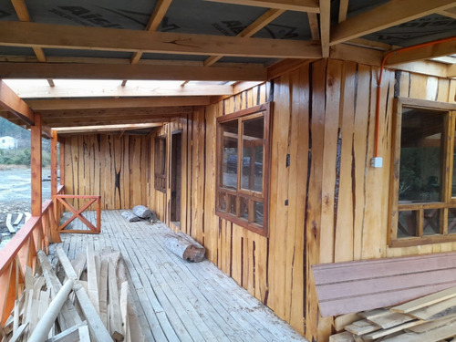 1 Hectárea Con Casa Nueva Y Vista Al Mar En Chonchi Chiloe.