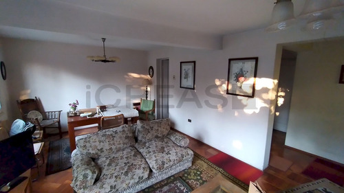 Casa Comercial Frente Plaza | Av Sebastian Piñera, Manquehue