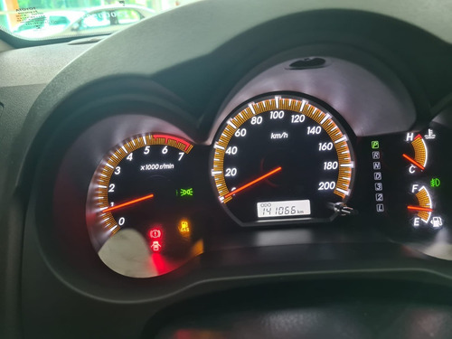 Imagem 6 de 16 de Toyota Hilux 2.7 Srv 2015