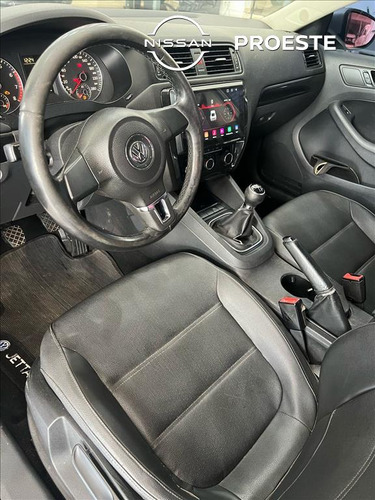 Volkswagen Jetta 2.0 Comfortline Flex 4p Manual
