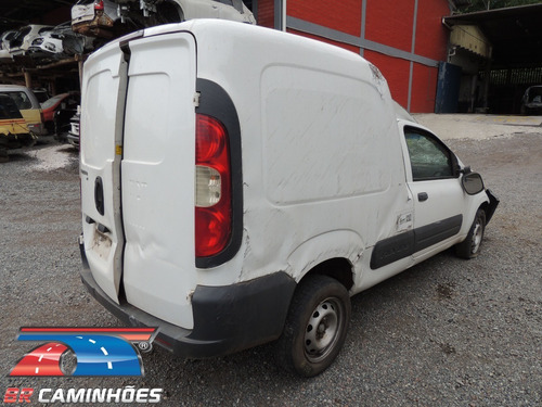 Imagem 7 de 10 de Sucata Fiat Fiorino 1.4 Flex Completa 2015 Venda De Peças!