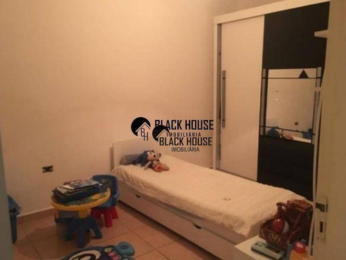 Imagem 10 de 14 de Lindo Sobrado Residencial Com Excelente Localização E Ótimo Preço - So0674