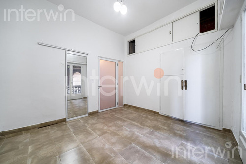 Departamento - 2 Ambientes - Con Balcón - Recoleta - Venta