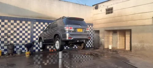 Toyota Fortuner 2.7l 4x2