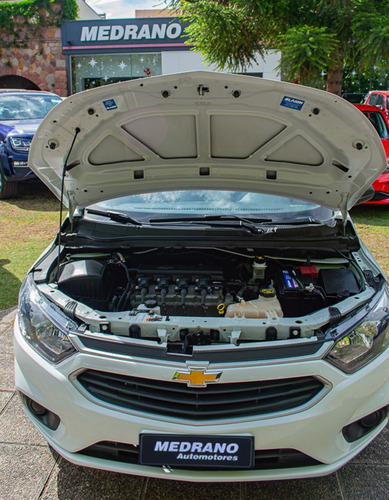 Imagen 17 de 18 de Chevrolet Onix 1.4 Lt