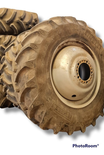 Imagen 1 de 5 de Llanta Para Dual Cosechadora Case I / New Holland R42