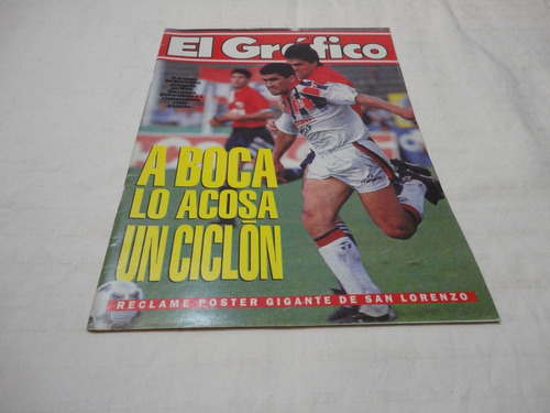 Revista El Gráfico - El Ciclon Acosa A Boca- Octubre 1992