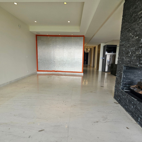 Descubre El Lujo Y La Exclusividad En Bosque Real, Casa En Venta Bosque Real!!!!