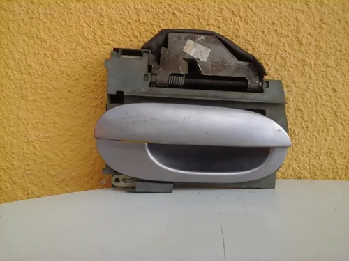 Manilla Delantera Para Bmw E39 (Usado)