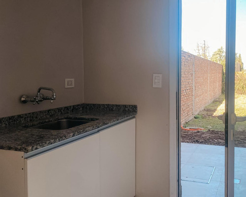 Duplex De Tres Dormitorios En Yerba Buena