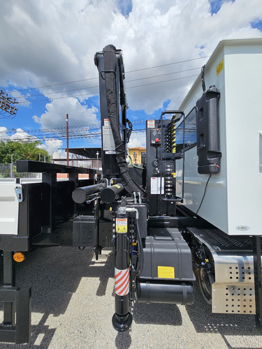 Caminhão Mb Atego 1719 Cabine Itec Munck Argos Agi20.5 2025