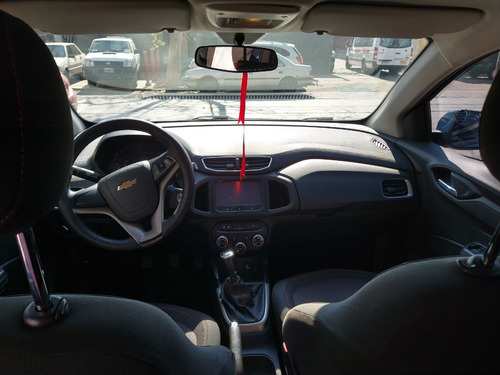 Imagen 9 de 10 de Chevrolet Onix 1.4 Ltz 2016