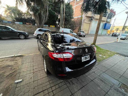 Imagen 8 de 13 de Renault Fluence 2014 2.0 Ph2 Luxe Pack F 143cv