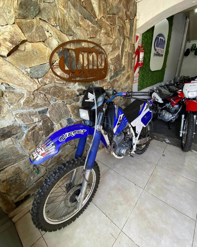 Imagen 2 de 17 de Honda Xr
