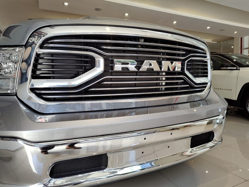 Imagen 8 de 16 de Ram 1500 Laramie 5.7l Automatica At8 4x4 $