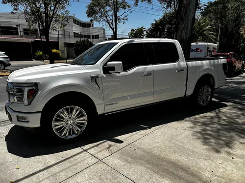 Ford Lobo 3.5 V6 Hev Platinum Plus 4X4 At