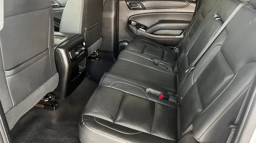 Chevrolet Suburban 5.3 V8 LT Piel 2 Fila Asientos At (B)