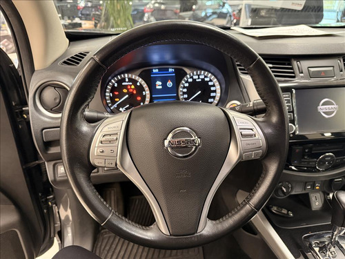 Nissan Frontier 2.3 16V TURBO DIESEL XE CD 4X4 AUTOMÁTICO