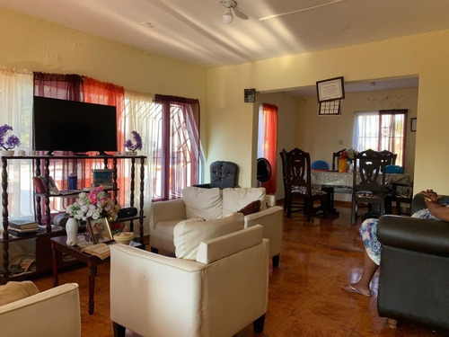 Imagen 7 de 27 de Vendo Edificio De 3 Apartamentos En Alma Rosa Primera