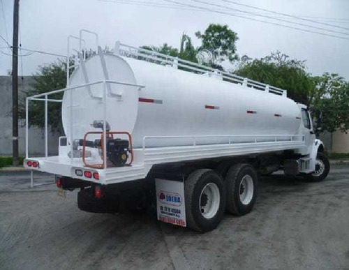 Imagen 2 de 14 de Tanque Cisterna Para Agua, Cap. 18,000 A 20,000 Lts