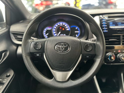 Toyota Yaris 1.3 16V FLEX XL LIVE MANUAL