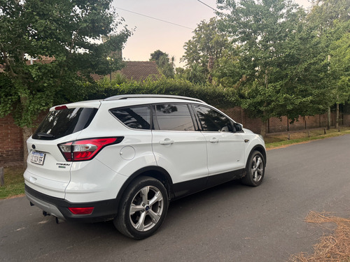Ford Kuga Titanium 2018 2.0 Ecobost