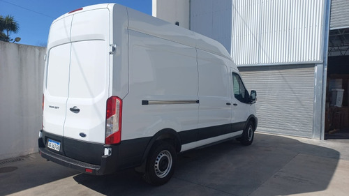 Ford Transit 2.2 Furgon Largo 350l