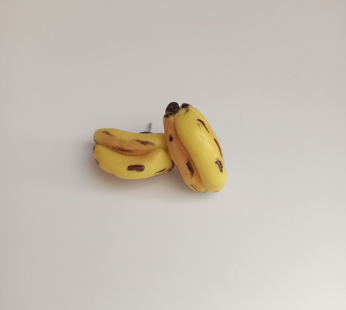 Aretes Con Forma De Plátano Kawai El Feliz Avocado