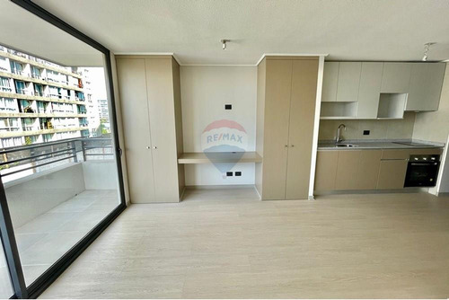 Estudio Nuevo Con Amplio Balcón En Ñuñoa, Piso 4