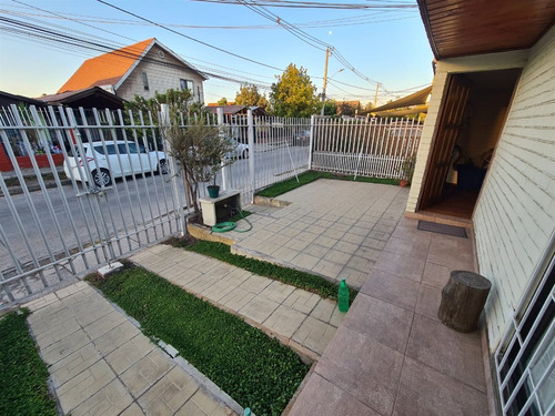 Oportunidad!!!! Vendo Casa Esquina De 1piso, Metro Del Sol