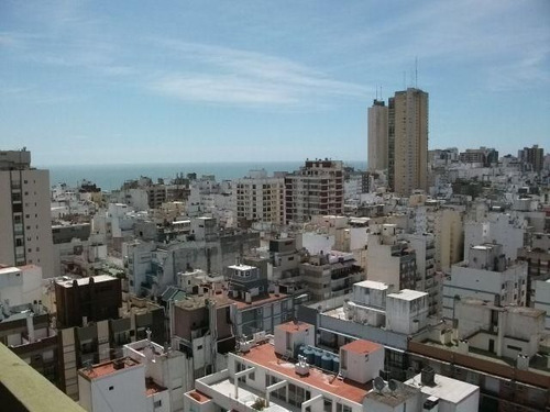 Imagen 2 de 12 de Temporada | 2 Ambientes Con Balcon Plz Colon